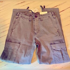 American Eagle Slim Lived-In Cargo Pants, Gray Size 29/32